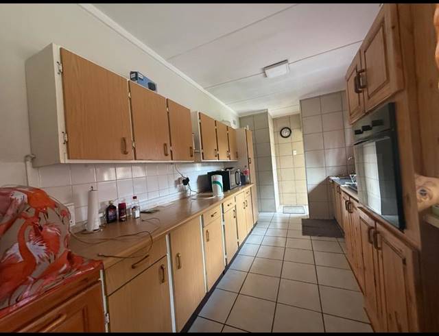 3 BEDROOM HOUSE FOR SALE IN VANDERBIJLPARK CE 2